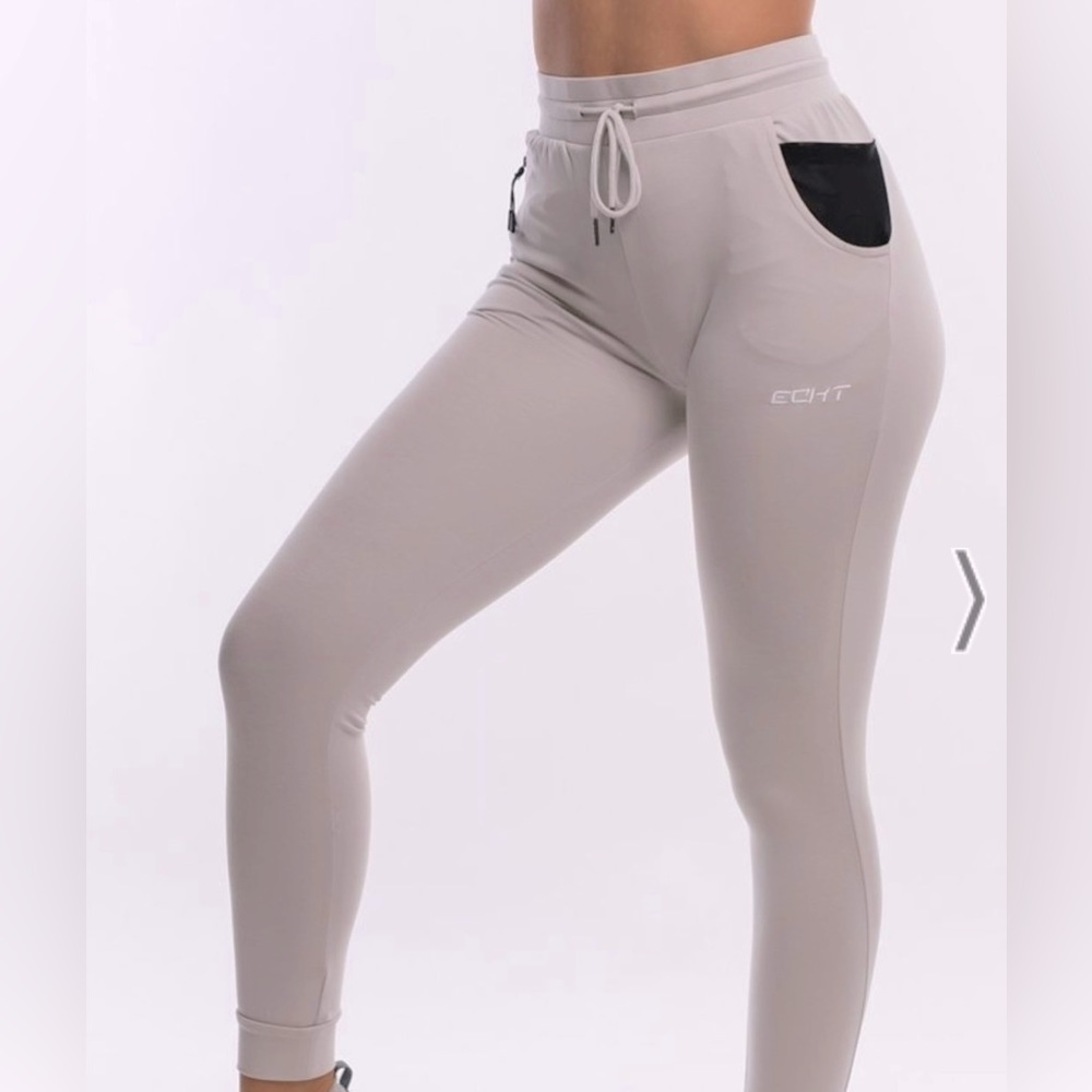 🌻 ECHT track pants - Picture 2 of 5